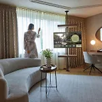 Отель Parkhotel