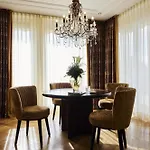 Отель Parkhotel 5*