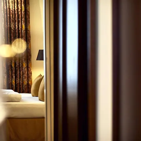 Parkhotel 5*