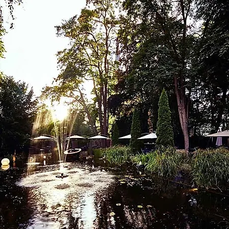 Parkhotel 5*