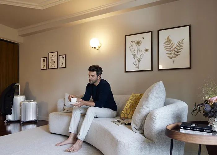 居特斯洛公园酒店 5* 居特斯洛