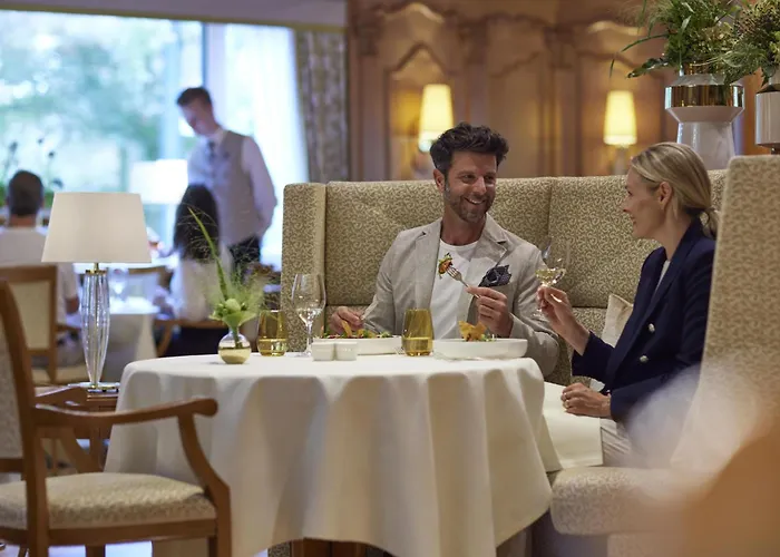 酒店 居特斯洛公园酒店 5*