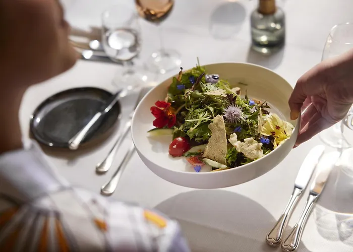 居特斯洛公园酒店 酒店 5*